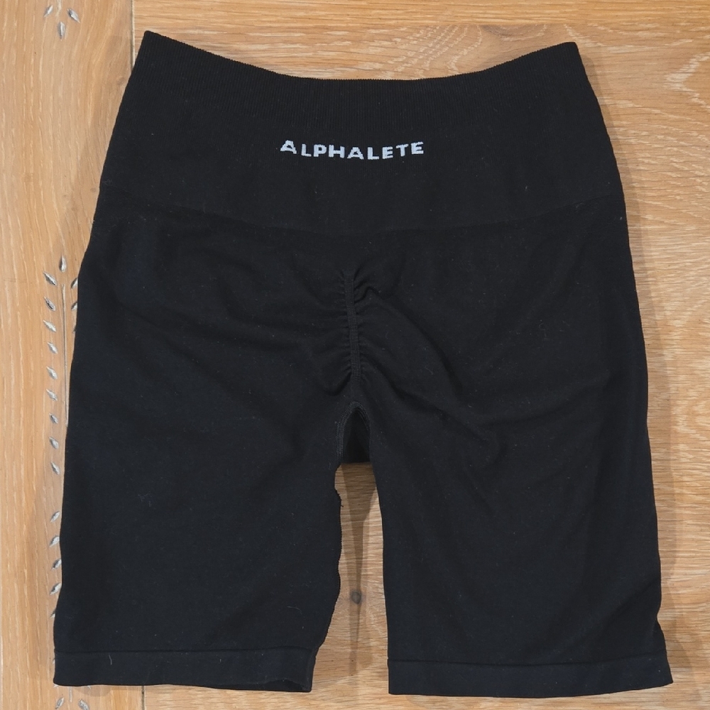 Alphalete SMALL Black High-Rise Bike Shorts